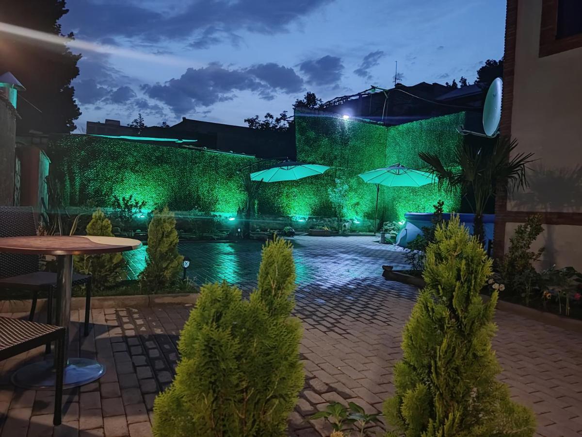 Guest House Spartak Tbilisi Zewnętrze zdjęcie
